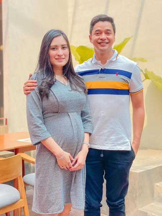 Adly Fairuz dan Angbeen (Instagram/angbeenrishi)