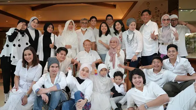 6 Potret Maia Estianty Rayakan Idul Adha Bareng Keluarga Besar, Kompak Serba Putih