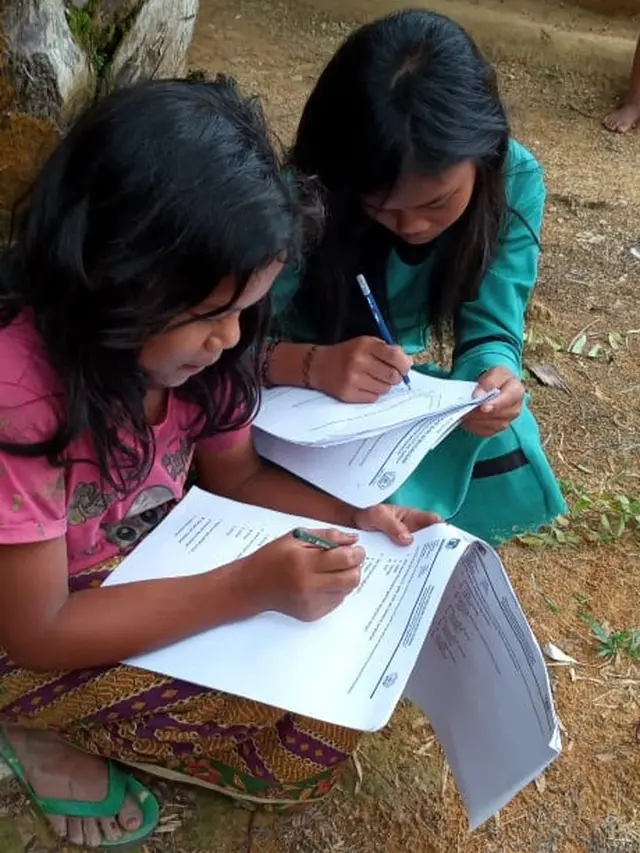 Anak-anak Orang Rimba Jambi
