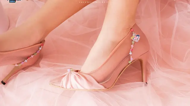 Kolaborasi brand lokal VALENCIA by Enrica dengan Warner Bros