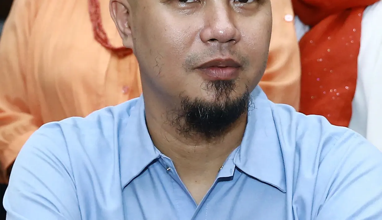 Sejak Mei 2014,Dhani tidak suka. Ahok menolak permintaan Prabowo Subianto, calon presiden ketika itu, menjadi jurkam. Pentolan Dewa itu kecewa, bahkan melihat Ahok seperti kacang lupa kulitnya. (Galih W. Satria/Bintang.com)