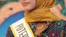 "Buat bayar kuliah. Karena saya tidak ingin membebani orangtua. Mau rintis bisnis hijab juga, lewat online," ujar Syifa Fatimah, di Studio Emtek City, Daan Mogot, Jakarta Barat, Senin (8/5/2017). (Adrian Putra/Bintang.com)