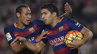 Dua bintang Barcelona, Neymar (kiri) dan Luis Suarez (kanan), tampil tajam semenjak Lionel Messi absen bermain karena cedera. (AFP PHOTO / GENE Lluis Gene)