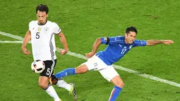 Jerman tidak akan diperkuat oleh Mats Hummels pada laga semifinal Piala Eropa 2016 melawan tuan rumah Prancis akibat hukuman akumulasi kartu kuning. (AFP/Mehdi Fedouach)