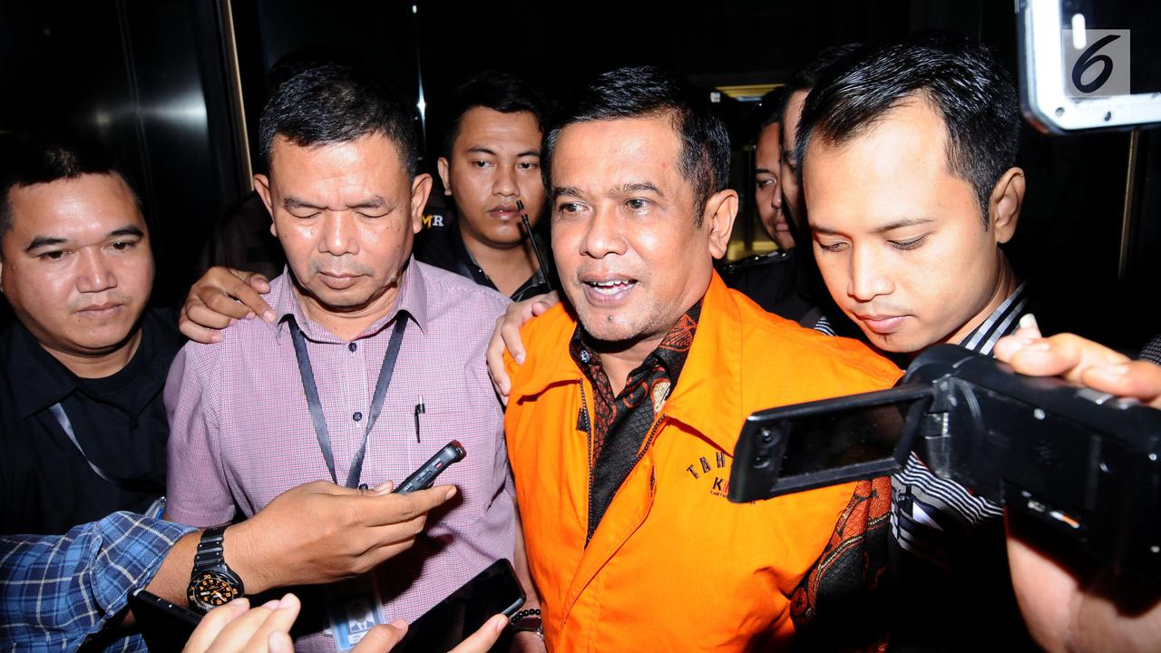 Terlibat Suap, Bupati Nganjuk Resmi Ditahan KPK