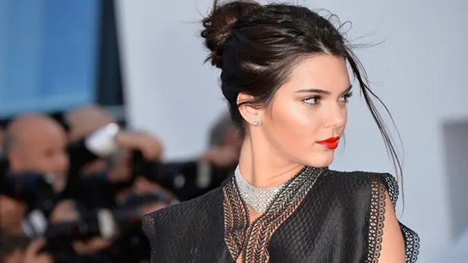 copyright by Zeina Tawfik