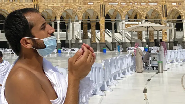 FOTO: Melihat Lebih Dekat Pelaksanaan Umrah di Masa Pandemi COVID-19
