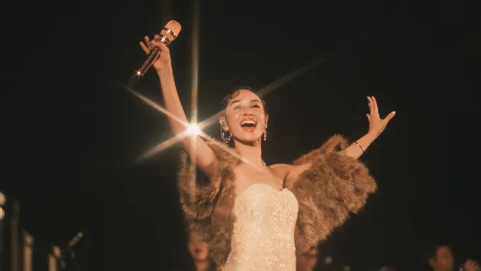 Andien menggelar surprise showcase bertajuk Bisikan Hati di Plataran by Hutan Kota pada 17 Februari 2023. (Foto: Istimewa)