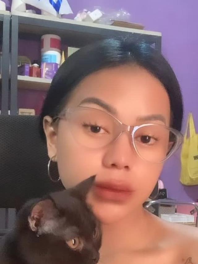 7 Potret Terbaru Cimoy Montok, Kini Punya Banyak Tato