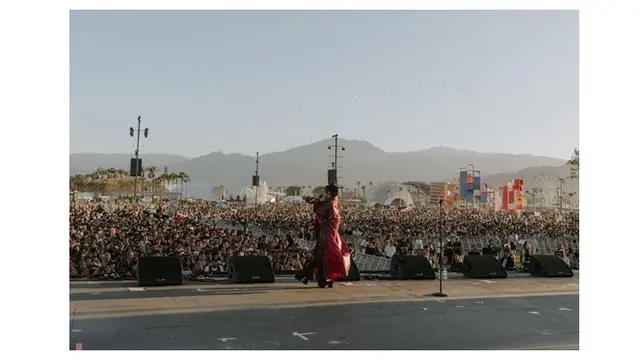Jadi Musisi Indonesia Pertama Tampil di Coachella, Ini 6 Penampilan Niki Zefanya