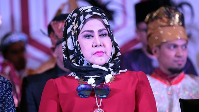 [Bintang] Elvy Sukaesih