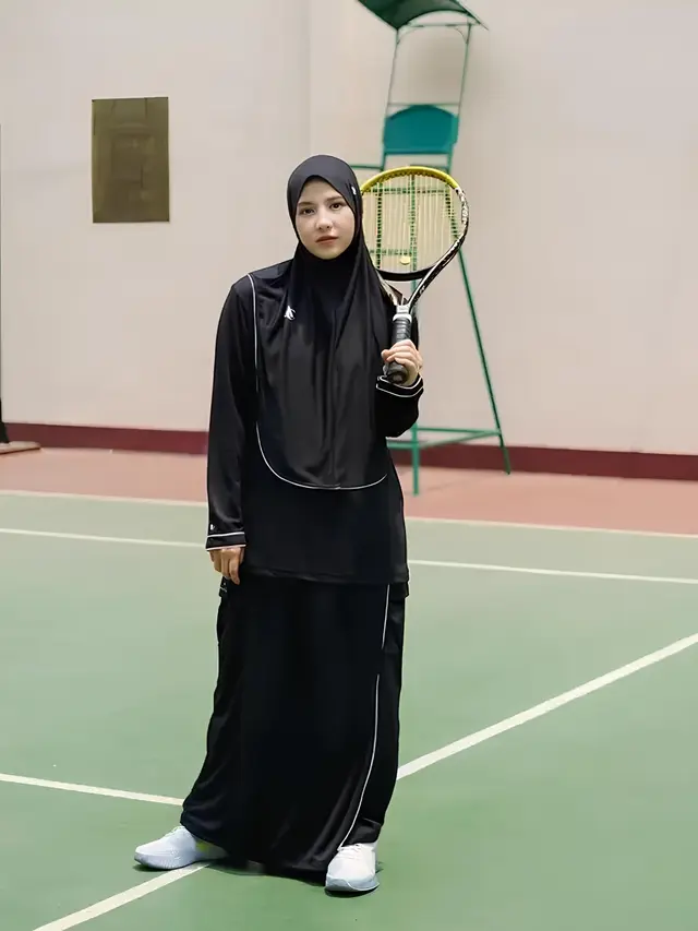 Model Hijab Olahraga ala Artis