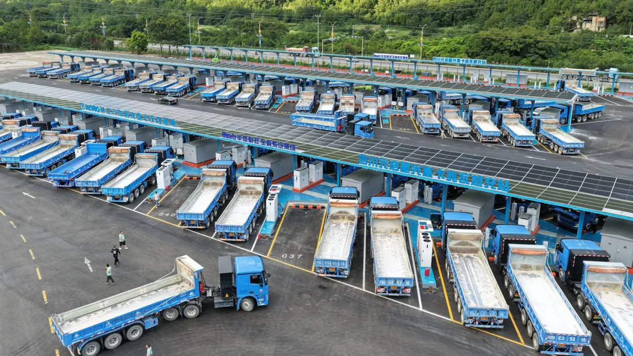 Penjualan Truk Berat Energi Baru Tembus 40% pada 2030 (Carnewschina)