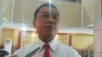 Direktur Reserse Kriminal Khusus Polda Sulsel, Kombes Pol Yudhiawan Wibisono memastikan potensi penambahan tersangka kasus hibah Pilwalkot Makassar tetap ada (Liputan6.com/ Eka Hakim)