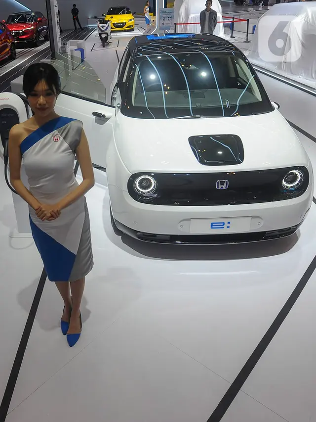 beragam mobil listrik dalam GIIAS 2023