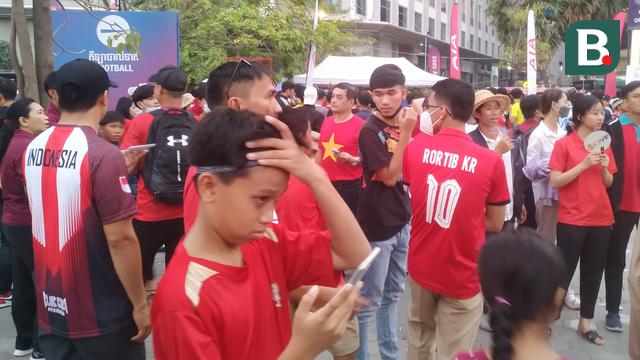 Suporter Vietnam di SEA Games 2023