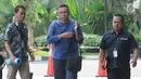 Terpidana mantan Kepala Pusat Data dan Sistem Informasi Sekretariat Jenderal Kemendagri, Dudy Jocom (tengah) memenuhi panggilan penyidik KPK di Jakarta, Kamis (9/5/2019). Dudy diperiksa sebagai saksi dalam kasus dugaan korupsi proyek kampus IPDN di Gowa, Sulawesi Selatan. (merdeka.com/Dwi Narwoko)
