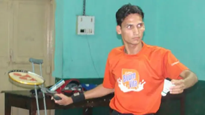 Cuma Punya 1 Kaki, Pria Ini Jadi Atlet Bulu Tangkis