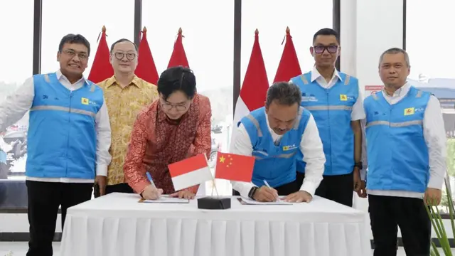 PT PLN (Persero) melalui subholding PLN Nusantara Power (NP) menjalin kolaborasi dengan Powerchina International Group Limited (Powerchina)