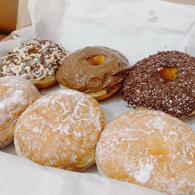 Diary Fimela: Donat dan Bomboloni Jadi Jawaban Kegalauan Bekerja di Kantor atau Bisnis di Masa Pandemi