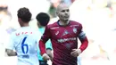 Iniesta bergabung dengan Vissel Kobe pada musim panas 2018. Ia menjadi sosok penting atas kebangkitan timnya dengan berhasil mempersembahkan juara Piala Kaisar pada 2019. Raihan tersebut menjadi gelar major pertama klub sejak berdiri 57 tahun lalu pada 1966. Kemenangan ini juga membawa mereka lolos ke gelaran Liga Champions Asia untuk kali pertama sepanjang sejarah. (Dok. J League)