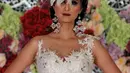 Model memperagakan busana Yohannes Bridal saat fashion show gaun pengantin bertema "Wedding Open House" di Jakarta, (20/2).  Pameran Fashion Show Wedding Open House ini di gelar dari tanggal 20 - 21 Februari 2016.(Liputan6.com/JohanTallo)