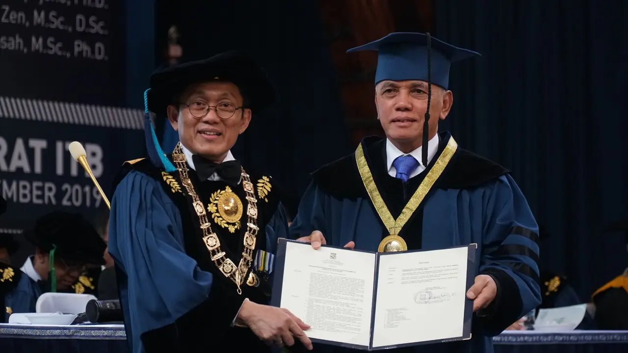 Doktor Kehormatan Hatta Rajasa