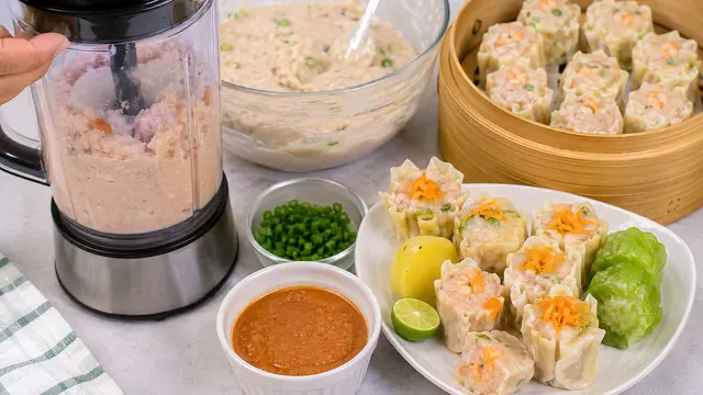 Membuat Siomay Ayam Udang Pakai Blender yang Lembut dan Gurih