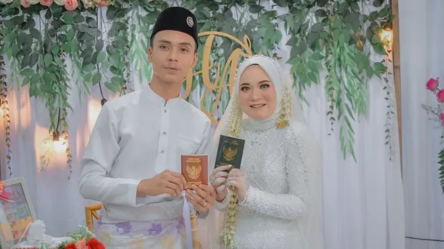 Momen pernikahan Anisa Rahman dengan Hussein Ali