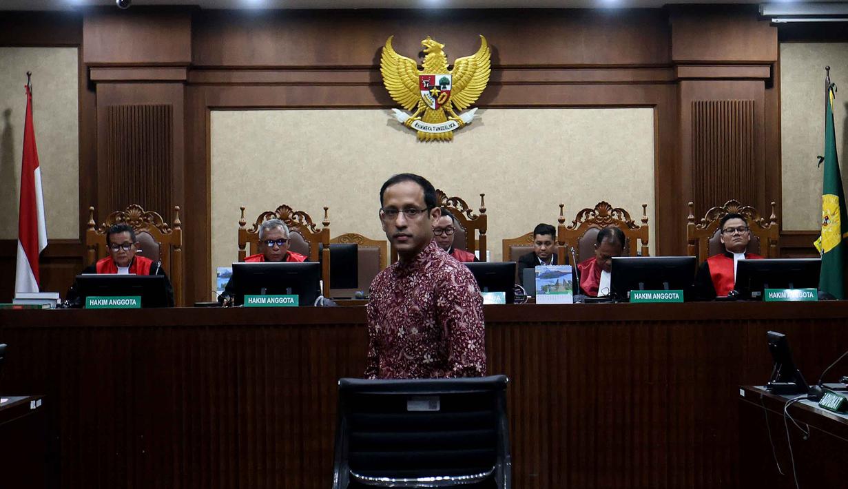 Mantan Menteri Pendidikan, Kebudayaan, Riset, dan Teknologi (Mendikbudristek), Nadiem Anwar Makarim, sesaat sebelum dimulainya sidang pembacaan tuntutan di Pengadilan Tindak Pidana Korupsi Jakarta, Rabu 13 Mei 2026. (Kapanlagi.com/Budy Santoso)