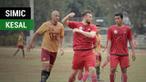 Berita video momen striker asal Kroasia, Marko Simic, dibuat kesal pada laga debut dirinya bersama Persija Jakarta dalam pertandingan uji coba, Sabtu (30/12/2017).