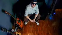 Tri Alxndr Ajak Nostalgia Bernuansa Musik Pop Manis dalam Single Kamu Lupa, Kemunculan Perdana Usai Fokus Jadi Pegawai Kantoran