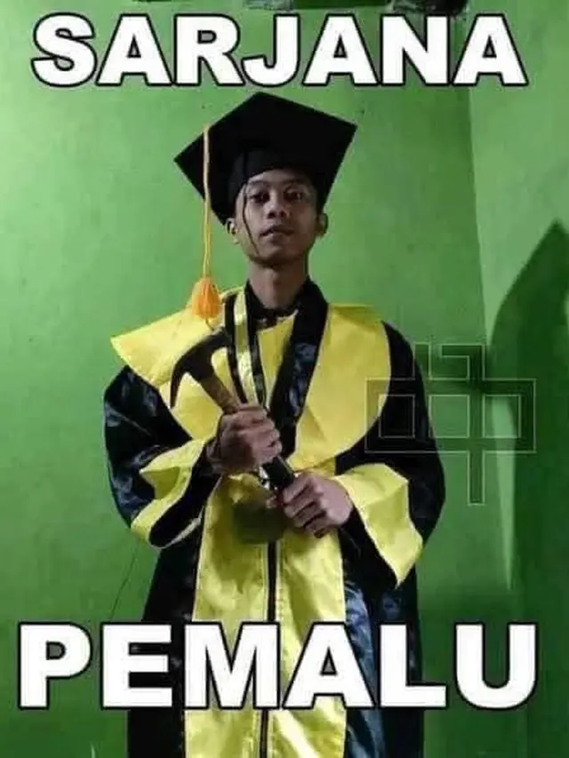 6 Potret Sarjana Nyeleneh Saat Pakai Toga Ini Bikin Garuk Kepala