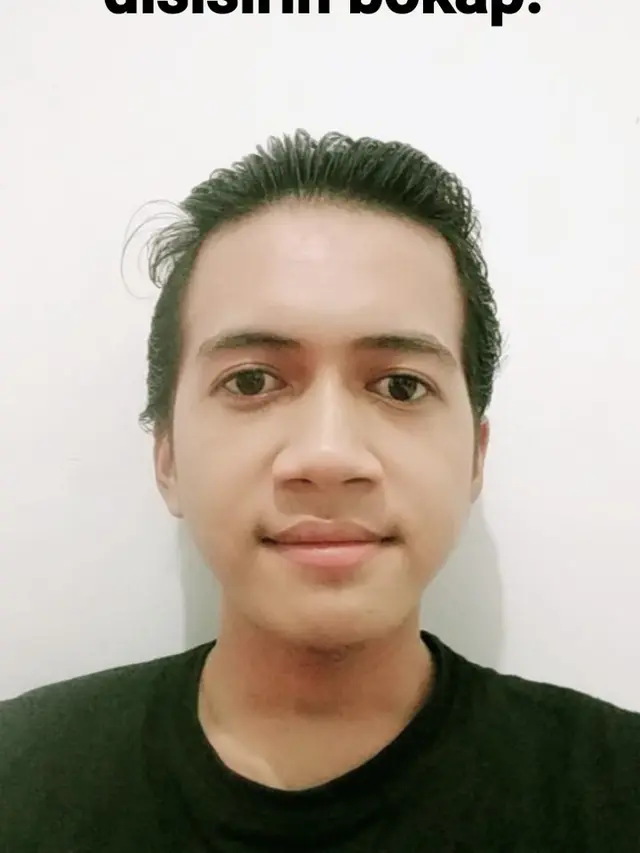 6 Gaya Sisir Rambut Beda Orang Ini Kocak Bikin Senyum