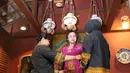 Ditemui di Grand Indonesia, Jakarta Pusat, Sabtu (16/9/2017), Vicky yang sedang melakukan fitting baju pun menceritakan rencana pernikahannya yang akan digelar di Pelataran Candi Borobudur. (Adrian Putra/Bintang.com)