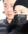 G-Dragon BigBang baru menjalani wajib militer kurang lebih satu minggu sejak tanggal 27 Februari lalu. Namun para penggemar tampaknya sudah mulai rindu dengan cowok yang akrab dipanggil GD itu. (Foto: whatthekpop.com)