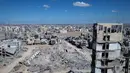 Nyaris seluruh wilayah di Gaza musnah, sementara mereka yang tinggal terjebak dalam berbagai krisis kemanusiaan, termasuk kelaparan hingga kehilangan tempat tinggal. (AP Photo)