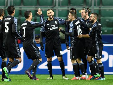 Real Madrid tercatat sebagai satu-satunya klub peserta liga domestik Eropa yang belum terkalahkan pada musim 2016-2017. (AFP/Odd Andersen)