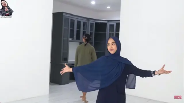 7 Potret Rumah Baru Putri Delina, Walk in Closet Jadi Sorotan