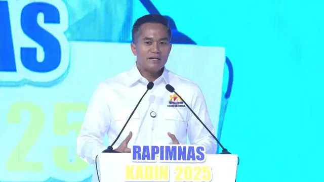 Ketua Umum Kadin Indonesia, Anindya Novyan Bakrie di Rapat Pimpinan Nasional (Rapimnas) Kamar Dagang dan Industri (Kadin) Indonesia, Selasa (2/12/2025). (Foto:Liputan6.com/Tira Santia)