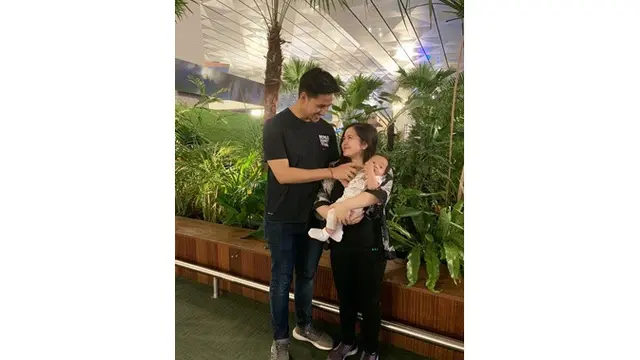 Potret Terbaru Tasya Kamila dan Keluarga Kecilnya