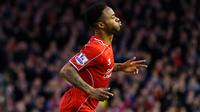 Penyerang Liverpool, Raheem Sterling merayakan selebrasi usai mencetak gol ke gawang Newcastle United saat Laga Liga Premier Inggris di Anfield Stadium, Inggris, Senin (13/5/2015). Liverpool menang 2-0 atas Newcastle United. (Reuters/Lee Smith)