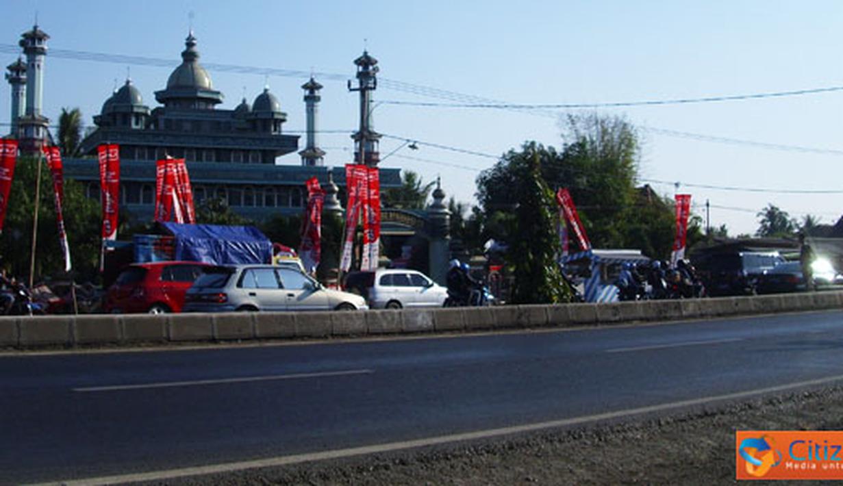 Citizen6: H+2 arus balik di Pantura padat merayap. (Pengirim: Tresna)