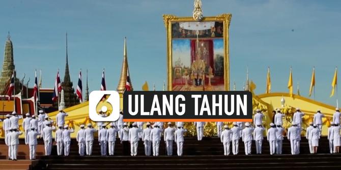 VIDEO: Thailand Rayakan Ulang Tahun Raja Vajiralongkorn