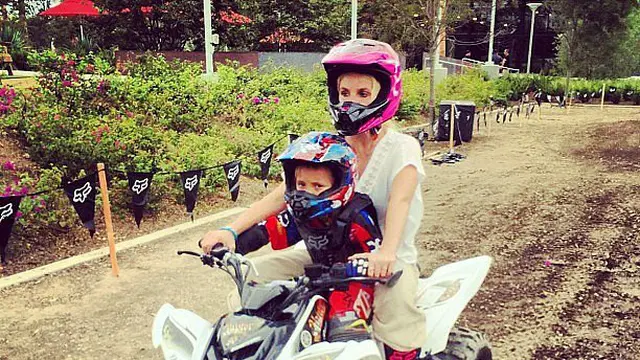Potret Britney Spears, sang Super Mom Bersama Buah Hati
