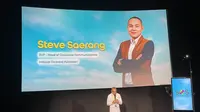 SVP Head of Corporate Communications Indosat Ooredoo Hutchison Steve Saerang saat meluncurkan festival dan kompetisi film pendek Save Our Socmed 2023  (Liputan6.com/ Agustin Setyo Wardani)
