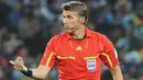 Ekspresi wasit Italia Roberto Rosetti saat memimpin laga 16 besar PD 2010 antara Argentina vs Meksiko di Soccer City Stadium, Johannesburg, 27 Juni 2010. AFP PHOTO / GABRIEL BOUYS 