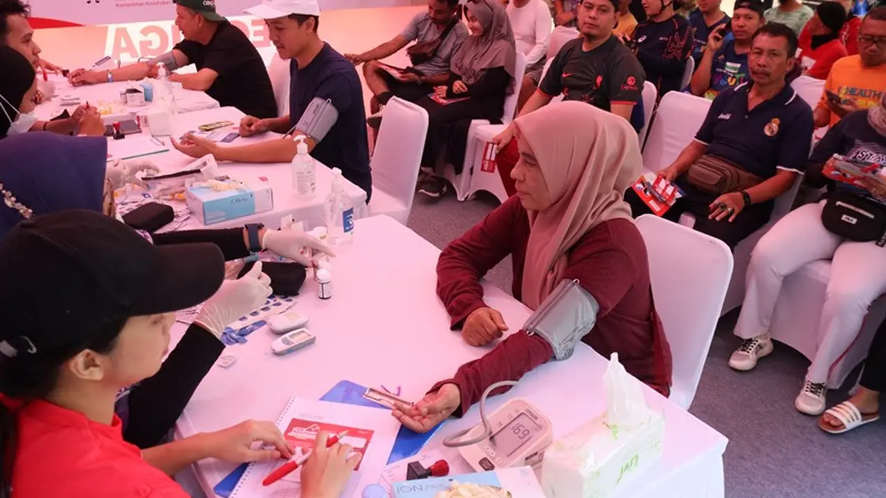 Dukung Upaya Promotif dan Preventif dengan Menggelar Cek Segitiga dan Konsultasi Gratis Hipertensi, Kolesterol dan Diabetes