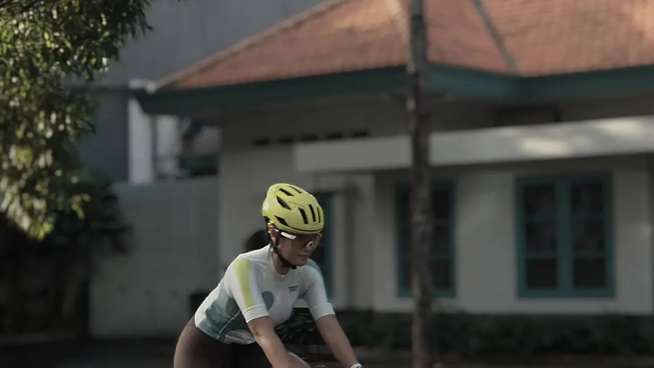 Rahasia Potret Epik Dian Sastro Saat Couple Riding, Percaya Nggak Kalau Cuma Pakai Smartphone?