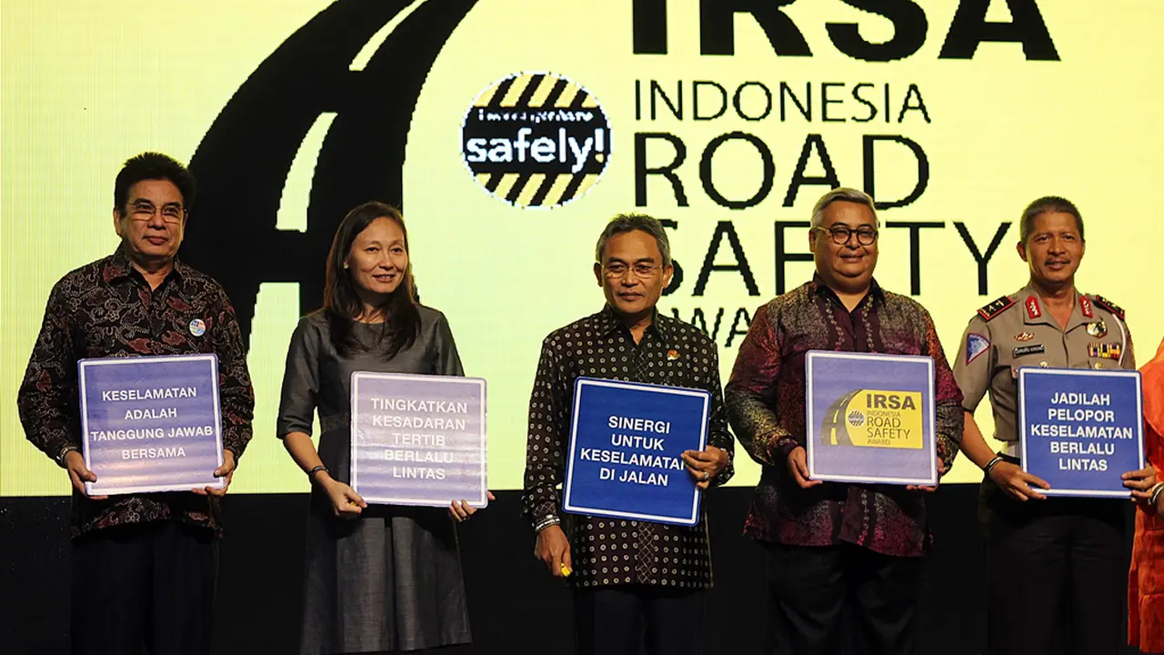 Penganugerahan Penghargaan â€™Indonesia Road Safety Award 2014â€™